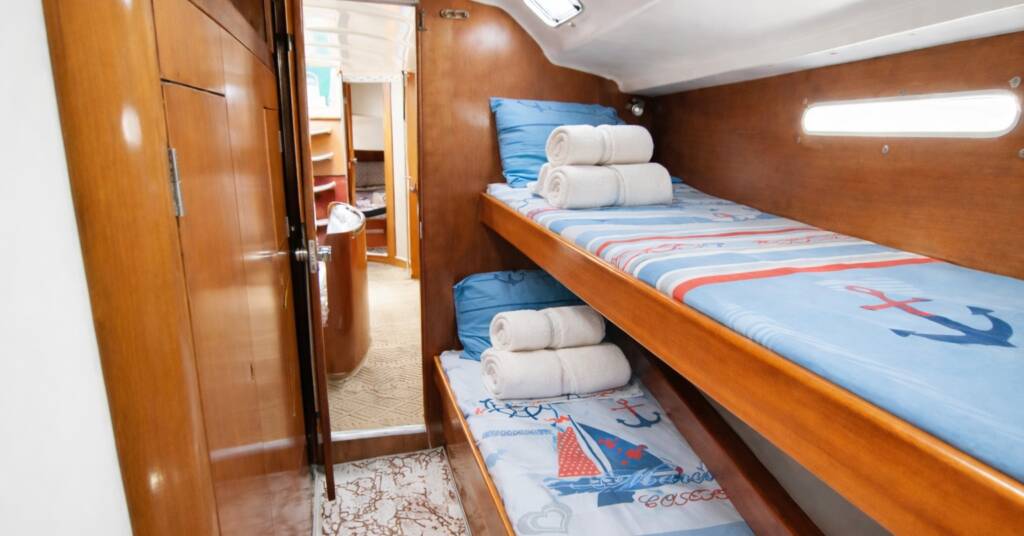 Charming Anchor-Themed Bunk Cabin on Edisa in Rhodes